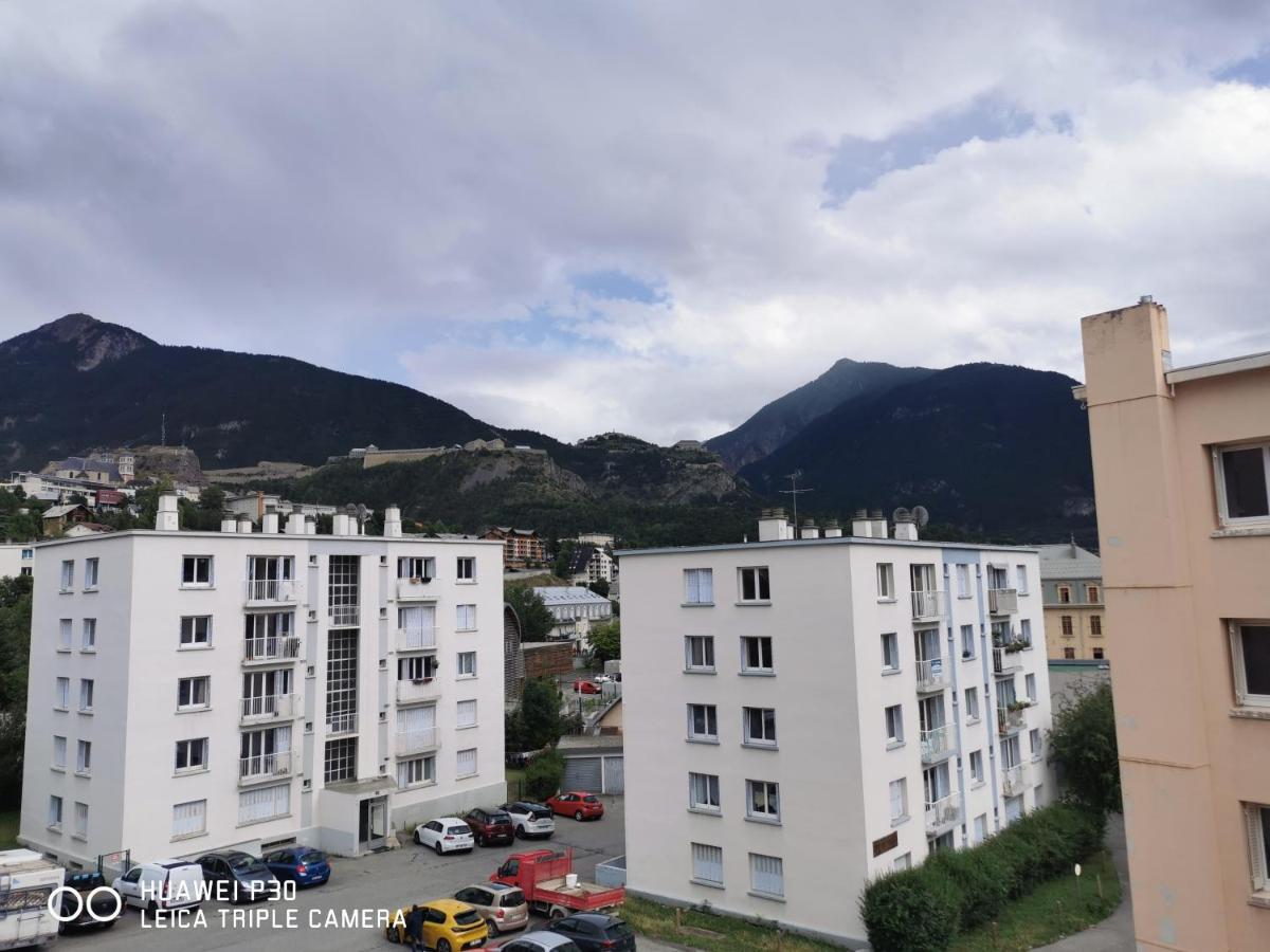 T2 Cosy Proche Des Pistes Apartment Briancon  Bagian luar foto