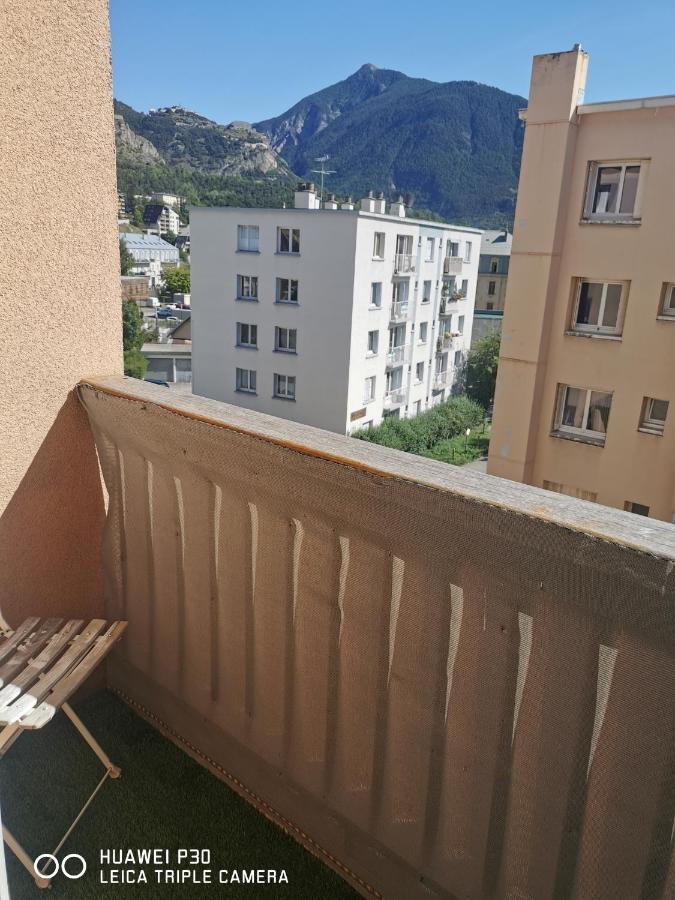 T2 Cosy Proche Des Pistes Apartment Briancon  Bagian luar foto